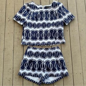 Hot & Delicious Boutique Set Size Small - Top & Shorts